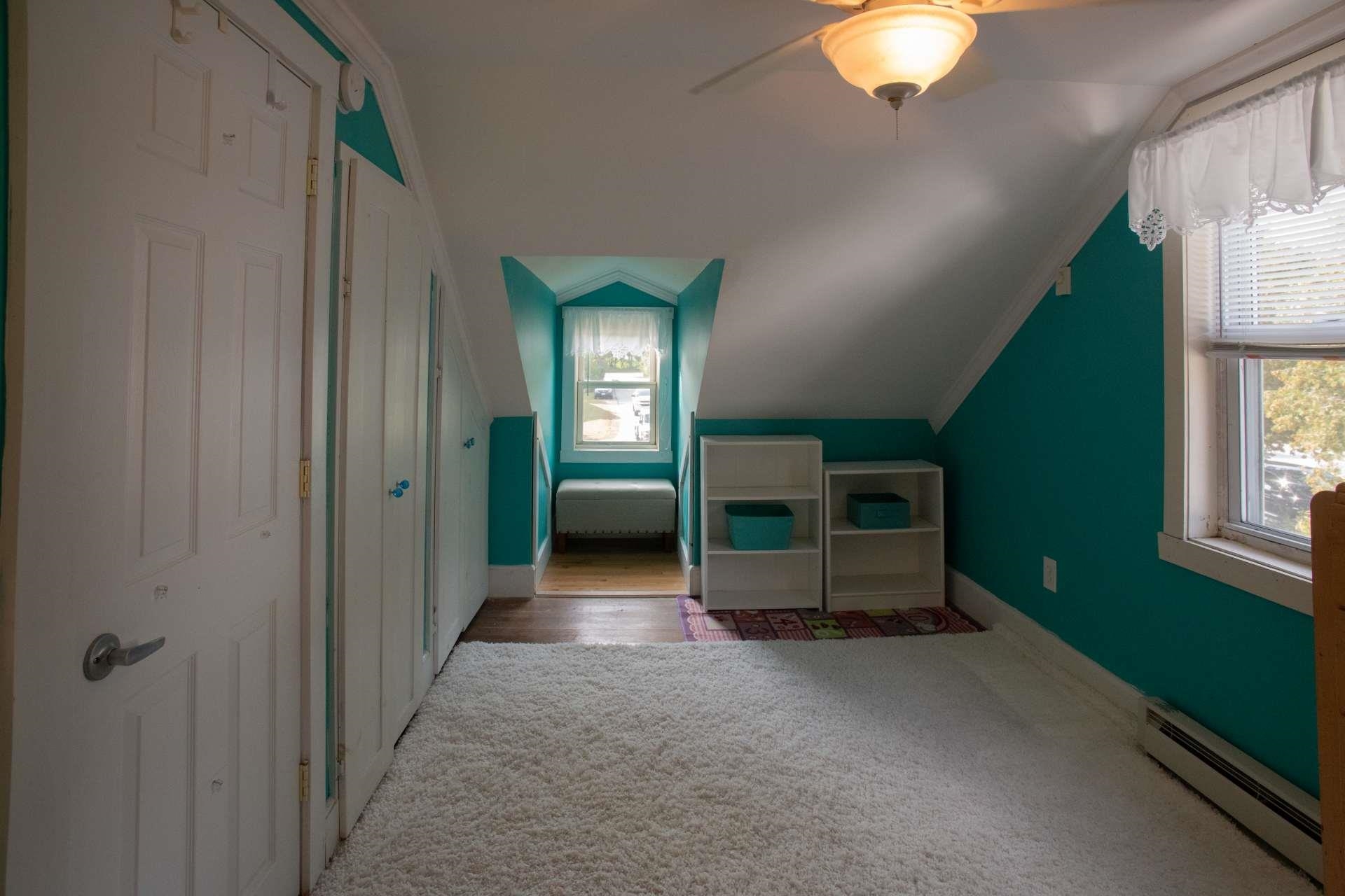 94 Court Street Exeter, NH 03833 - Photo 19 of 36