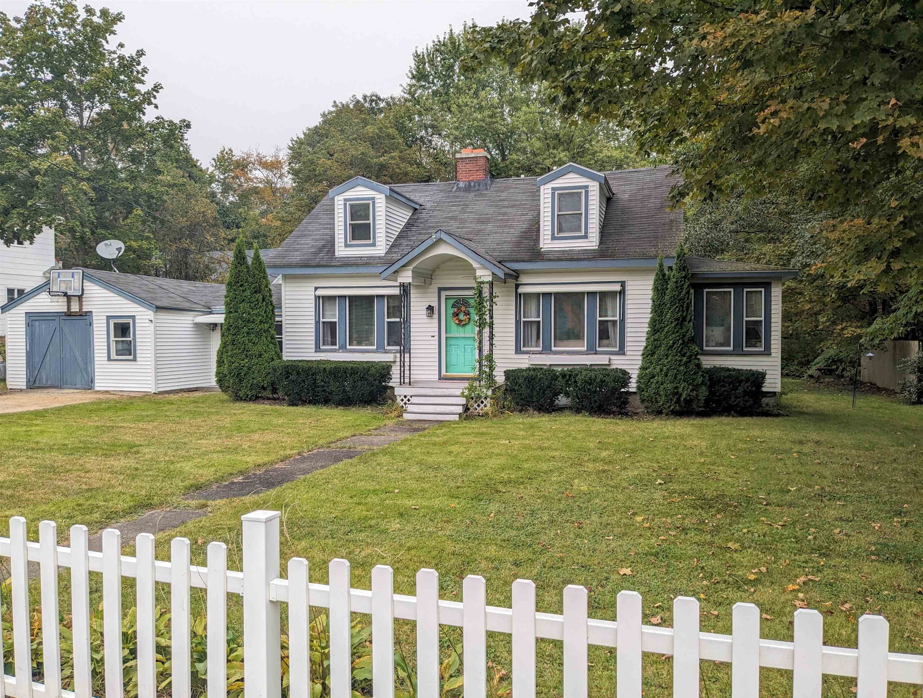 94 Court Street Exeter, NH 03833 - Photo 29 of 36