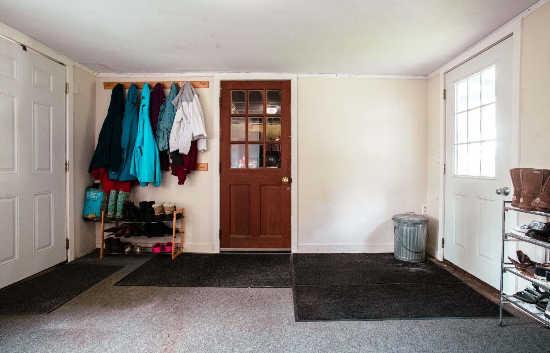 94 Court Street Exeter, NH 03833 - Photo 3 of 36