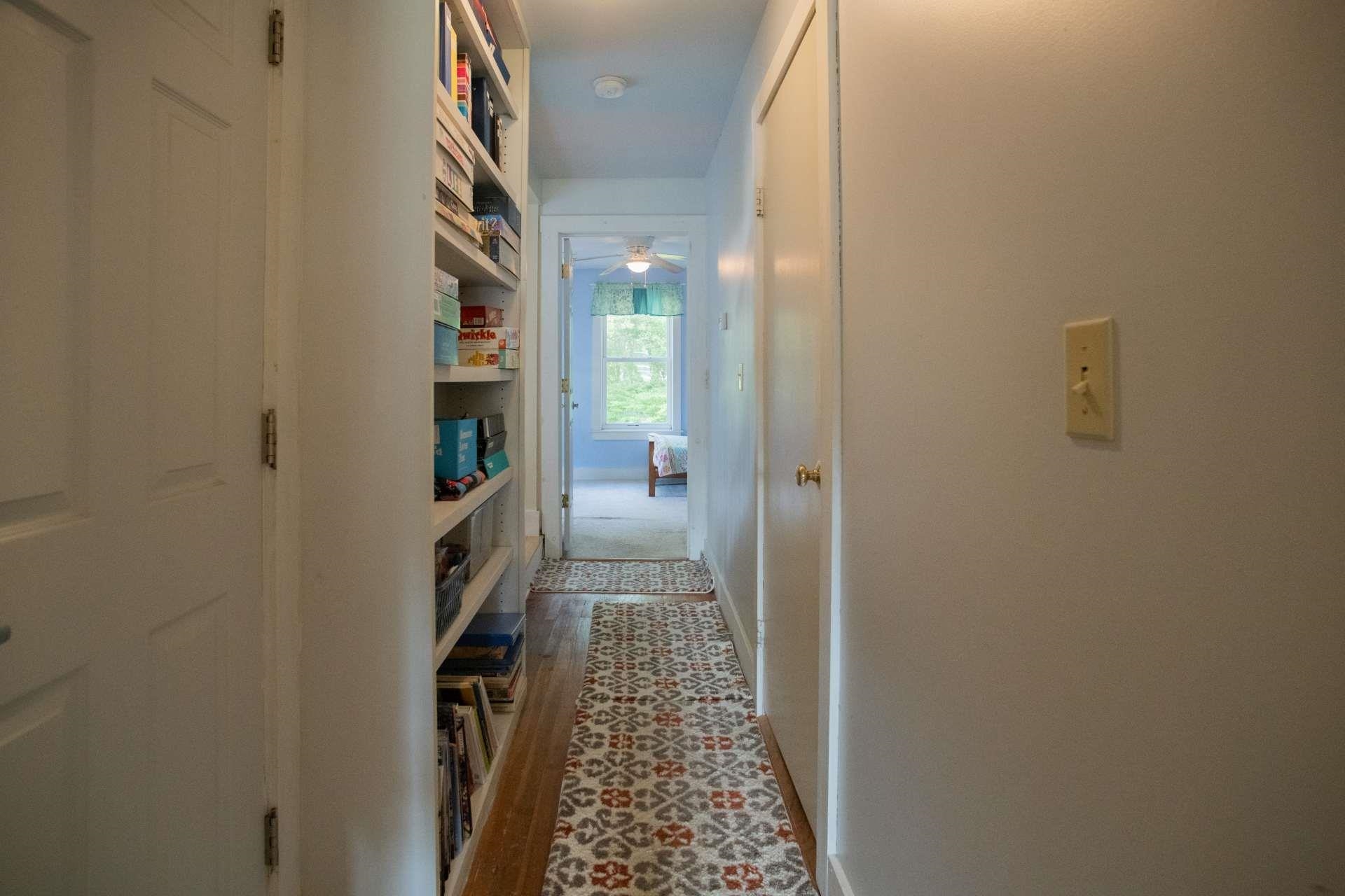 94 Court Street Exeter, NH 03833 - Photo 5 of 36