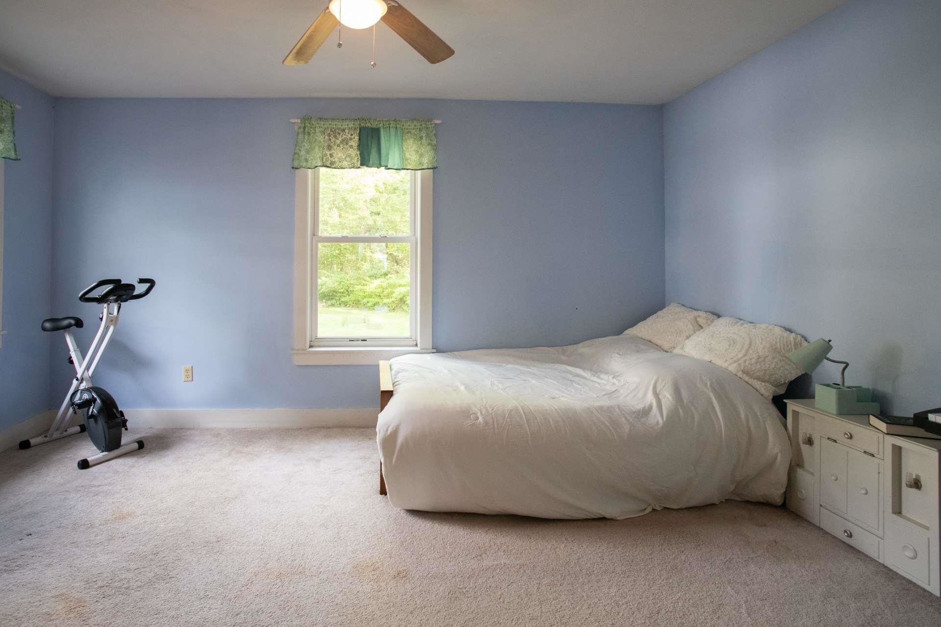 94 Court Street Exeter, NH 03833 - Photo 8 of 36