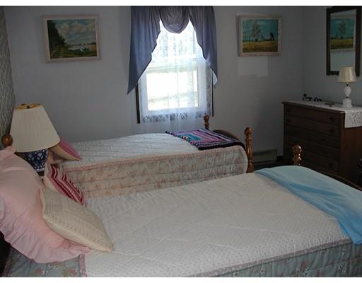923 Westhampton Road Northampton, MA 01062 - Photo 15 of 28