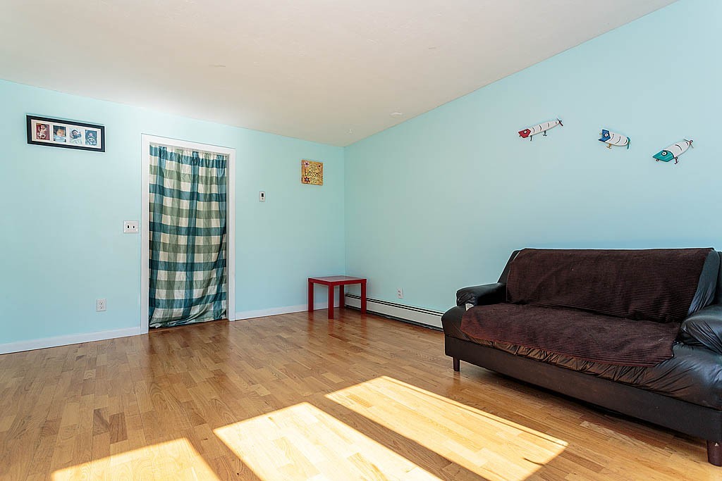 27 Muriel Road Chelmsford, MA 01824 - Photo 8 of 22 Gallery Image 8
