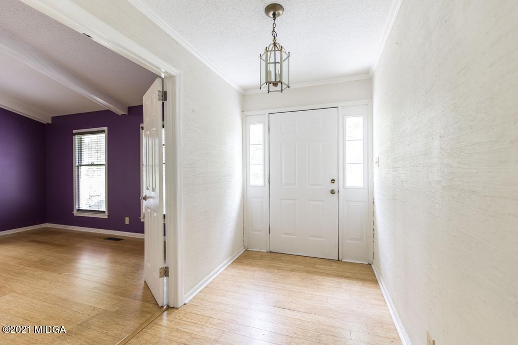 225 Beacon Hill Road Macon, GA 31210 - Photo 1 of 29 a view of livingroom with hardwood