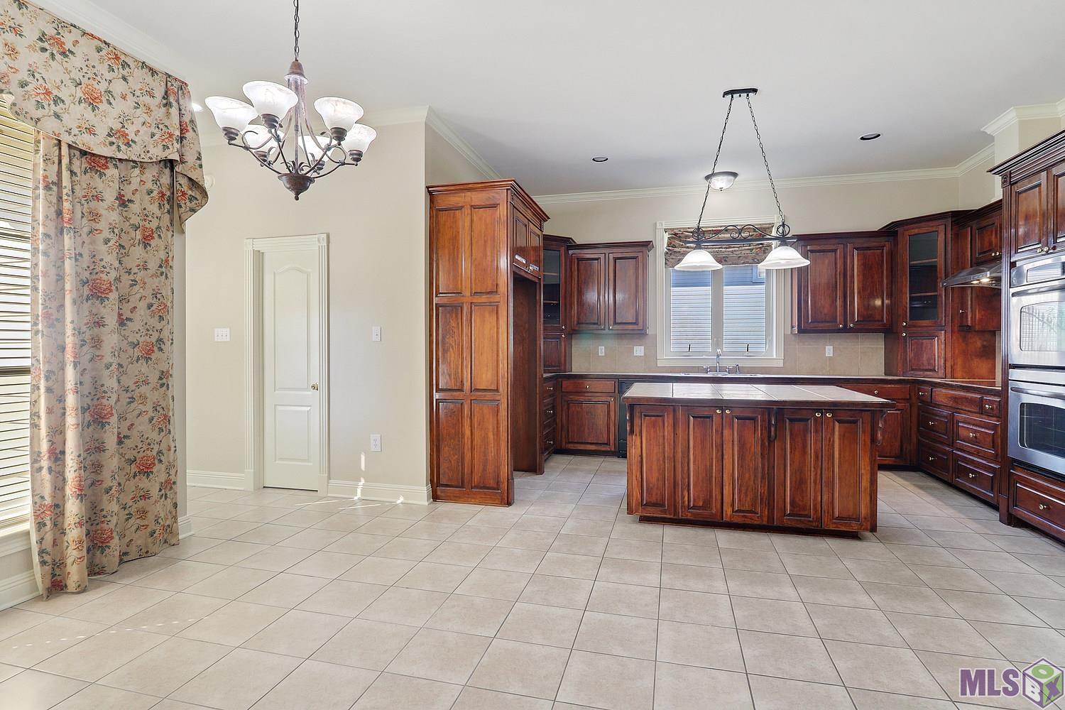762 Wordsworth Drive Baton Rouge, LA 70810 - Photo 5 of 18 Gallery Image 5