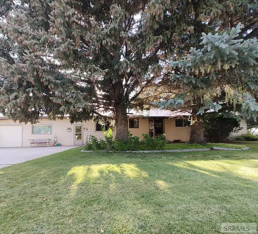 $450,000 | 681 2780 East, St. Anthony, ID 83445