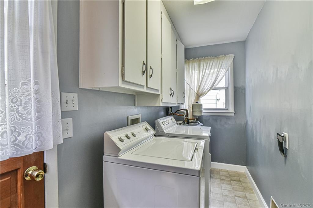 36 Pinedale Road Candler, NC 28715 - Photo 24 of 26 Gallery Image 24