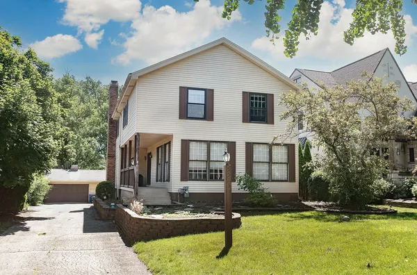 $5,500 | 5525 South Washington Street, Hinsdale, IL 60521