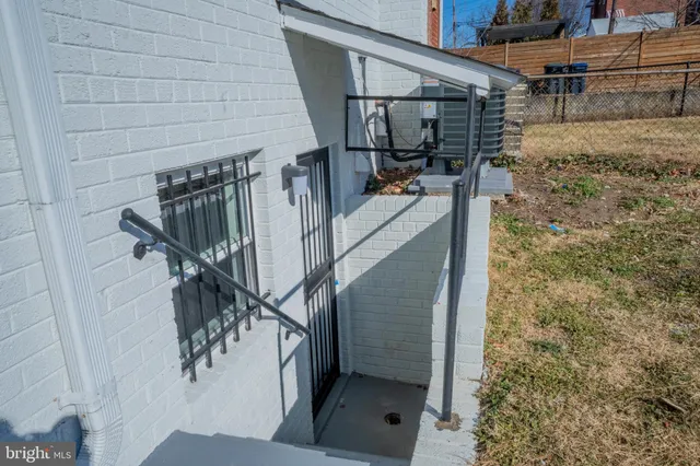 $7,500 | 413 Kennedy Street Northeast, Washington, DC 20011