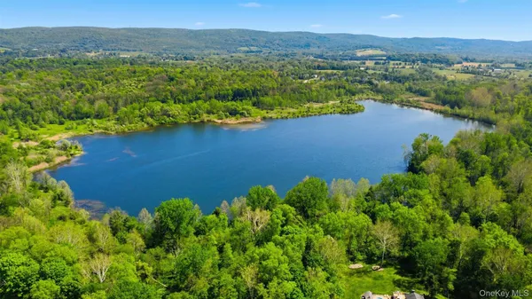 $24,875,000 | 213 South Green Haven Road, Stormville, NY 12582