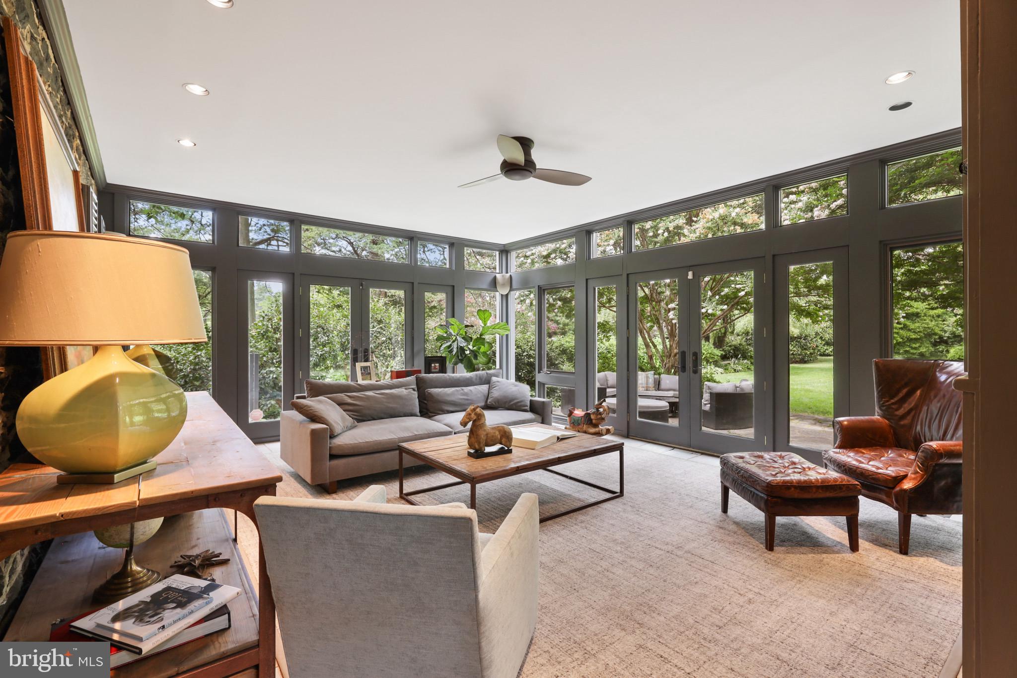 300 Kerneway Baltimore, MD 21212 - Photo 11 of 54