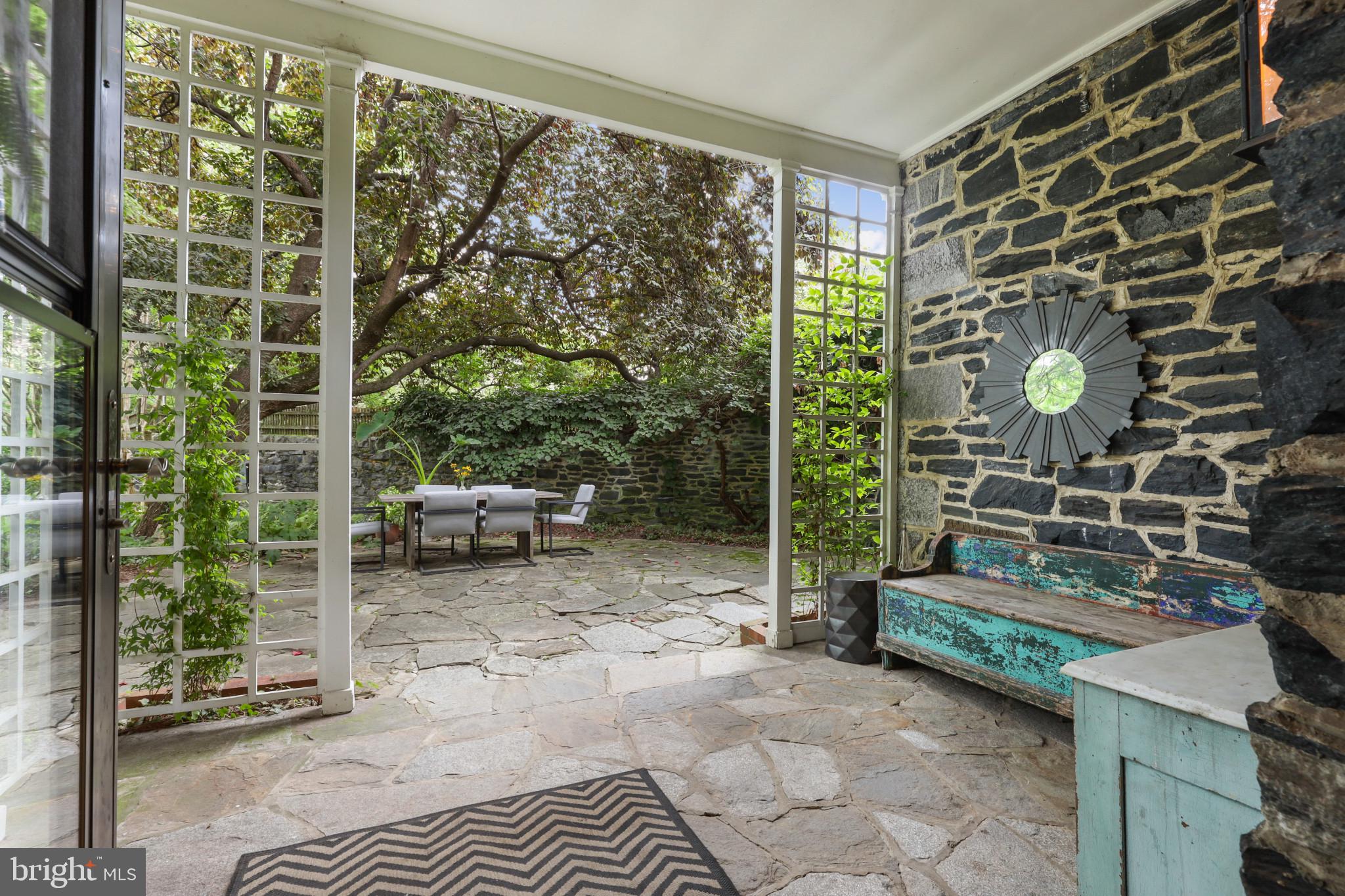 300 Kerneway Baltimore, MD 21212 - Photo 24 of 54