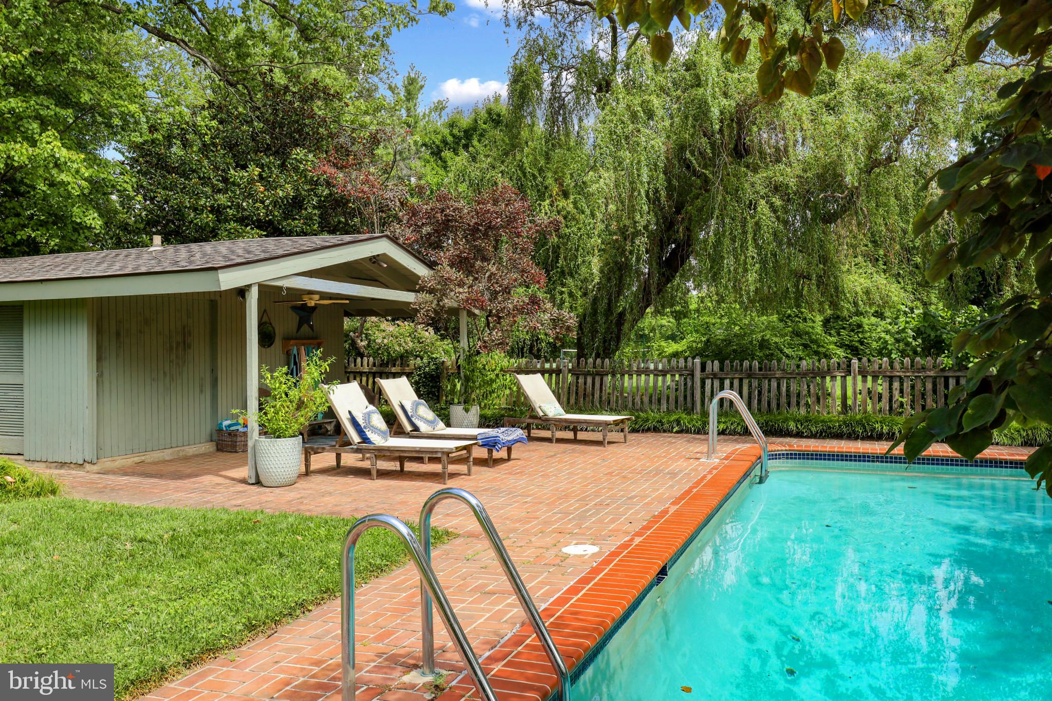 300 Kerneway Baltimore, MD 21212 - Photo 46 of 54