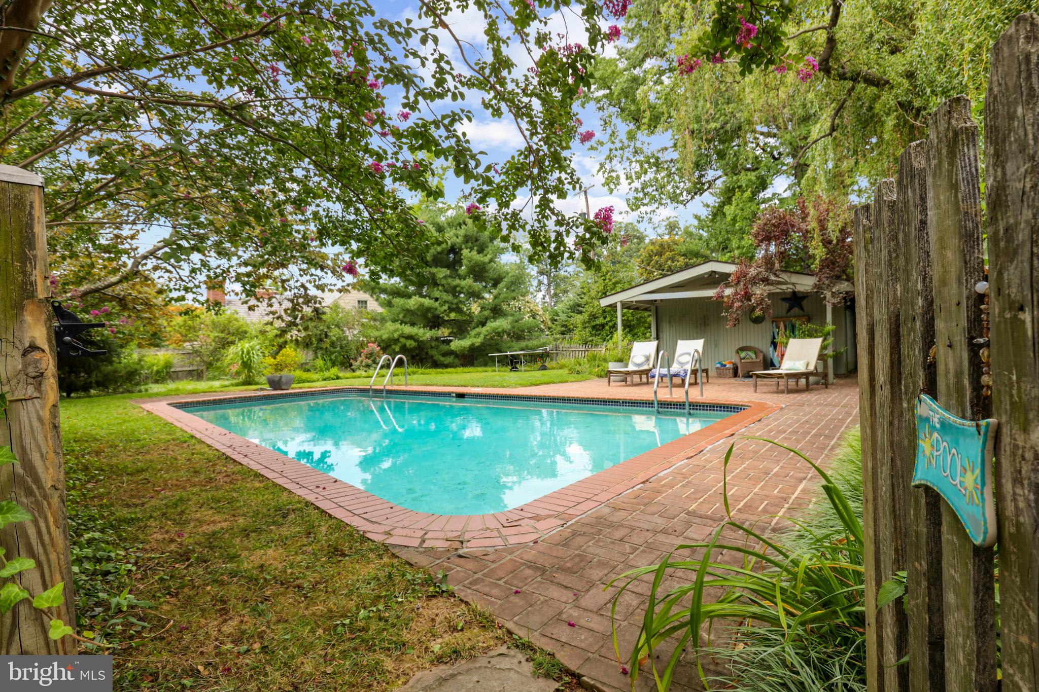 300 Kerneway Baltimore, MD 21212 - Photo 51 of 54