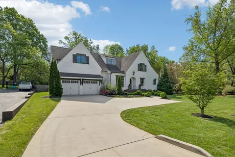 $2,750,000 | 4040 Russellwood Drive, Nashville, TN 37204