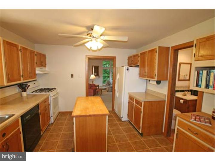 169 Sawmill Road Landenberg, PA 19350 - Photo 4 of 25 Kitchen