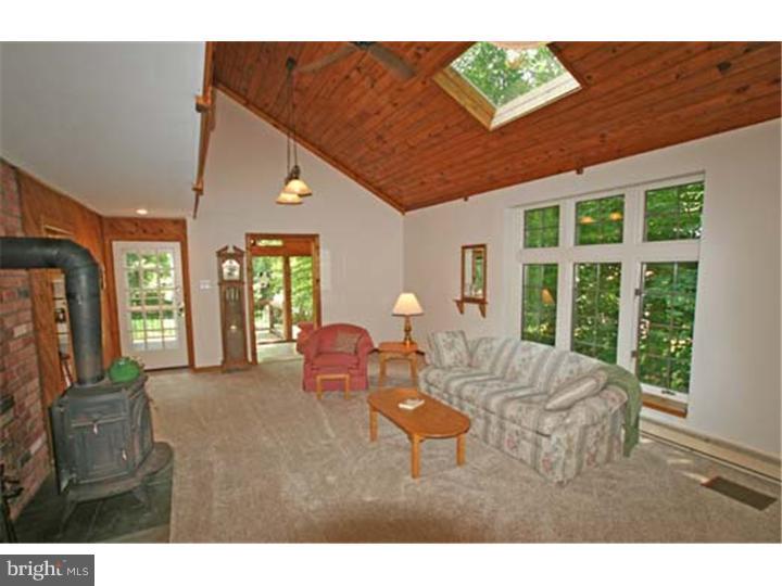 169 Sawmill Road Landenberg, PA 19350 - Photo 10 of 25 Family Room