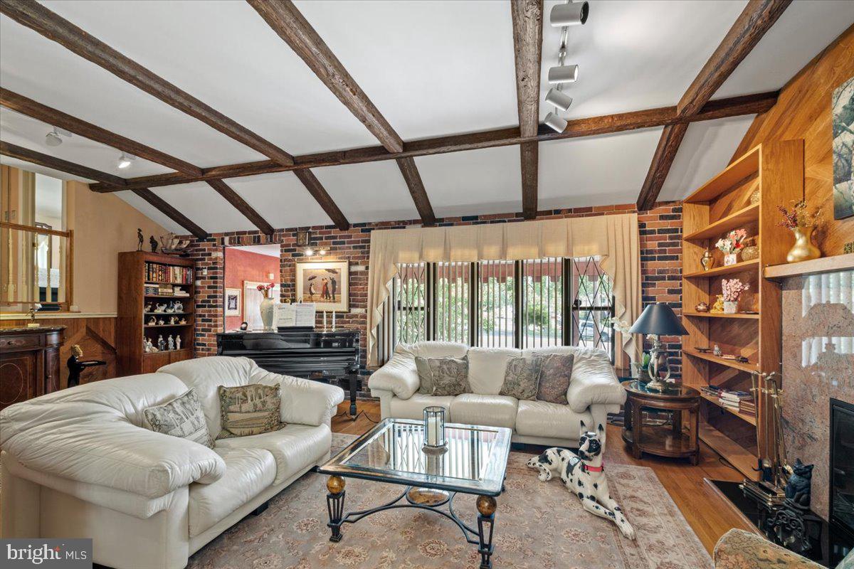 600 Hilltop Road Cinnaminson, NJ 08077 - Photo 13 of 58 Gallery Image 13