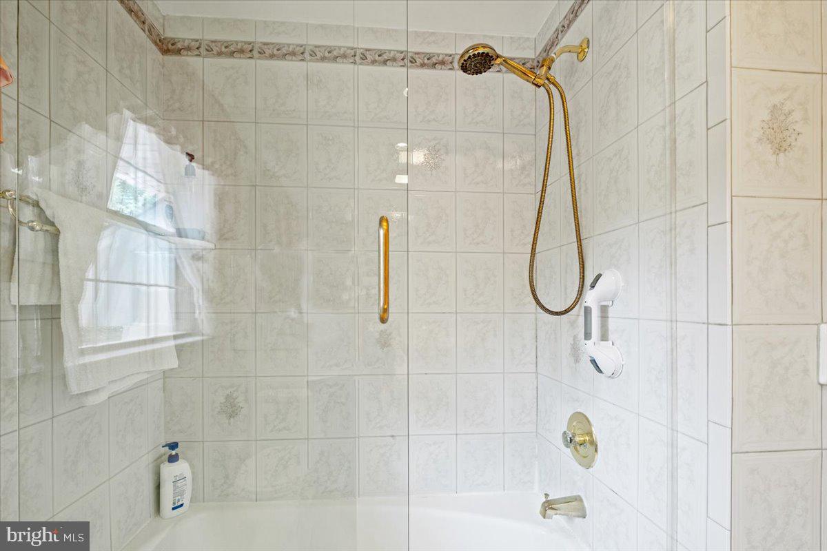 600 Hilltop Road Cinnaminson, NJ 08077 - Photo 31 of 58 Gallery Image 31
