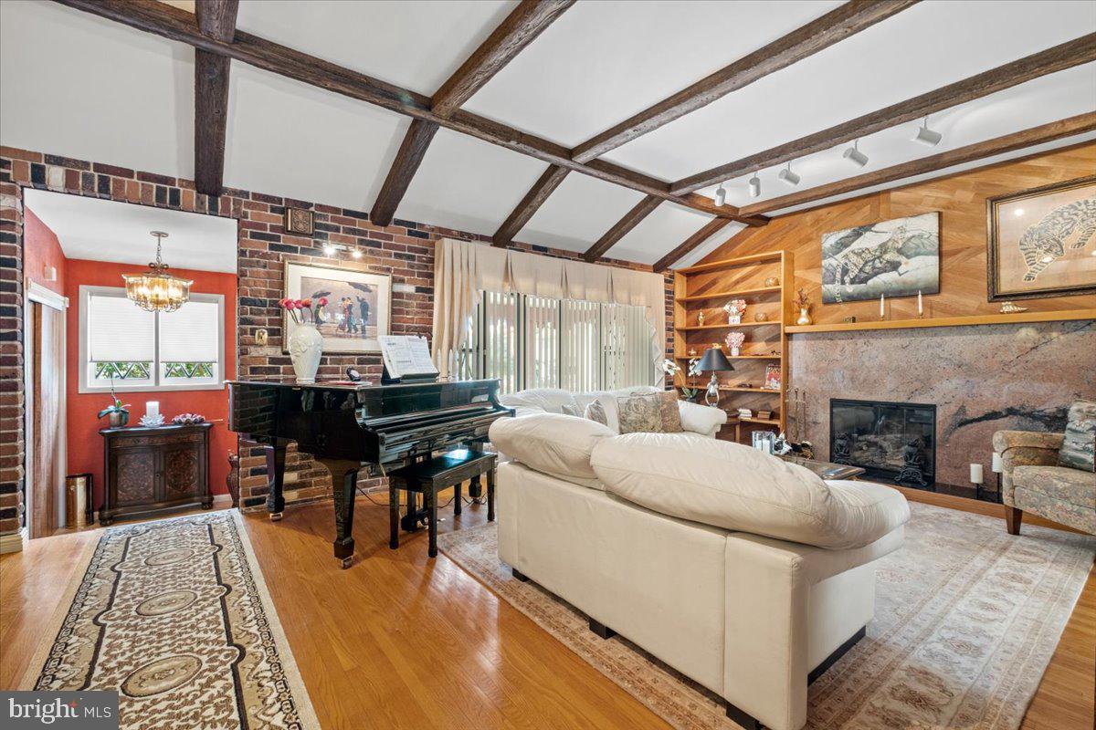 600 Hilltop Road Cinnaminson, NJ 08077 - Photo 9 of 58 Gallery Image 9