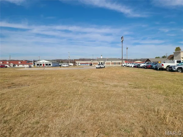 $2,000,000 | 0 West Bus Highway, Dexter, MO 63841