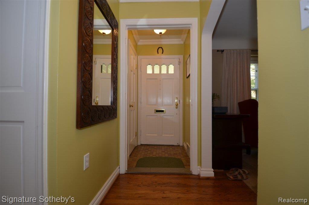 2929 Bembridge Road Royal Oak, MI 48073 - Photo 21 of 24 DSC_0663.JPG