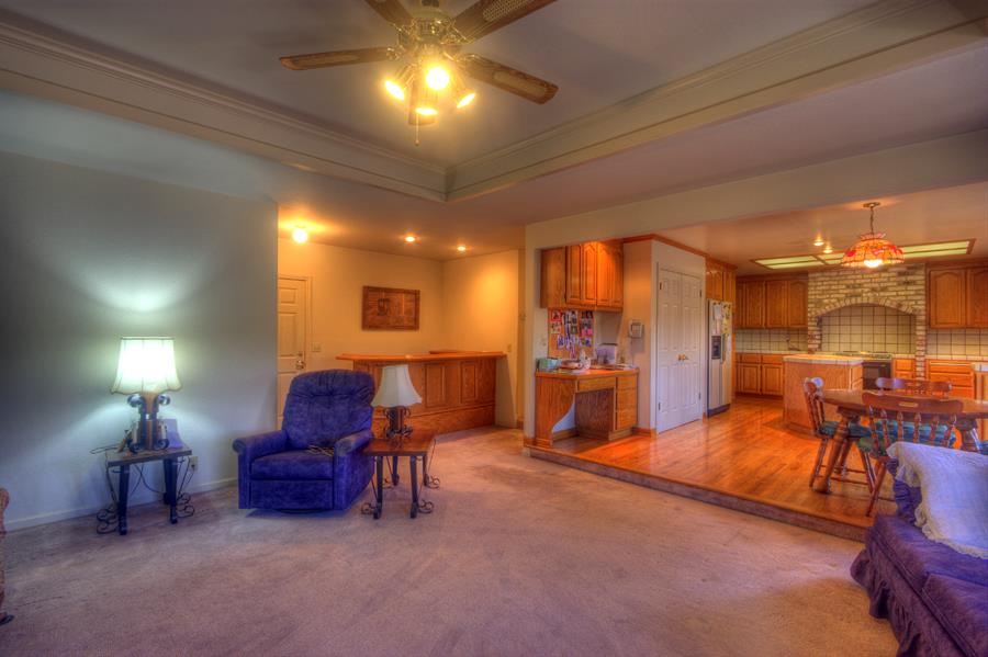 2805 Roop Road Gilroy, CA 95020 - Photo 15 of 20 a view of a room with gym equipment