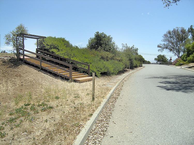 2805 Roop Road Gilroy, CA 95020 - Photo 5 of 20 a view of a yard with a bench