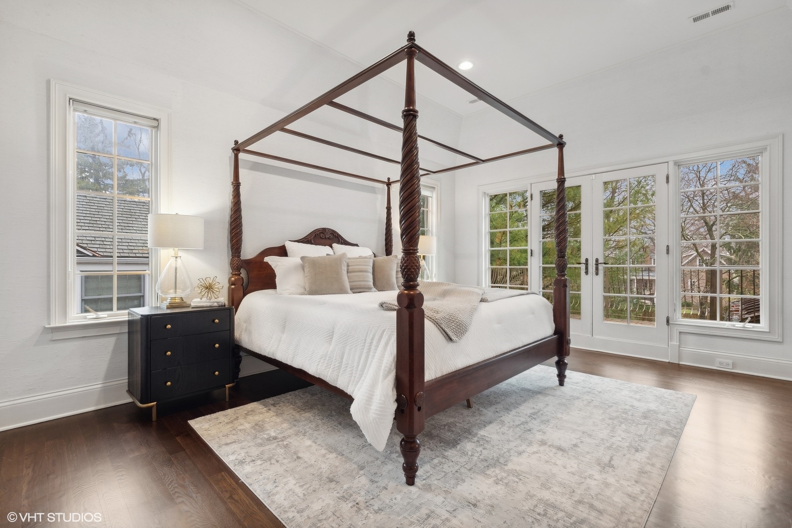 1016 Westmoor Road Winnetka, IL 60093 - Photo 25 of 48 a bed sitting in a bedroom next to a window