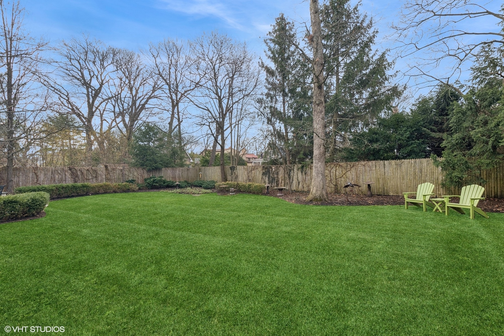 1016 Westmoor Road Winnetka, IL 60093 - Photo 43 of 48 a view of backyard with seating and green space