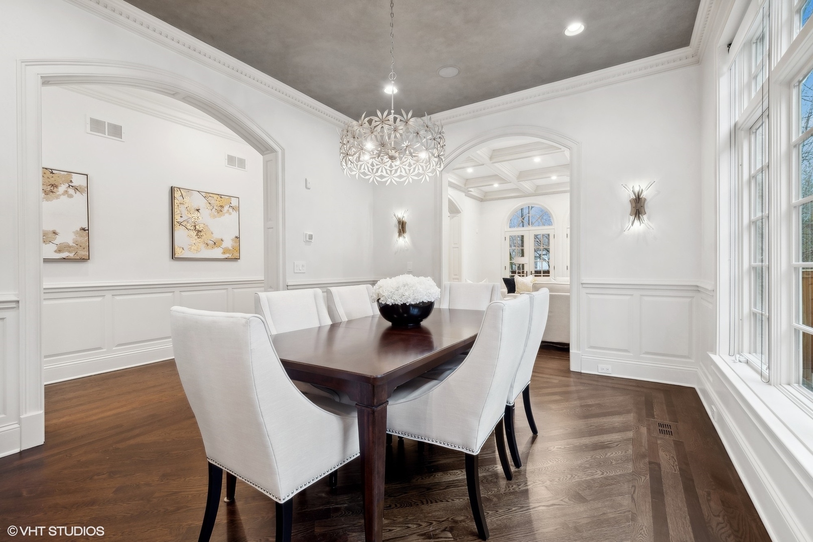 1016 Westmoor Road Winnetka, IL 60093 - Photo 8 of 48 a view of a dining room with furniture and wooden floor
