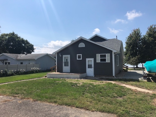 3112 Barrett Road Rochester, IN 46975 - Photo 2 of 22