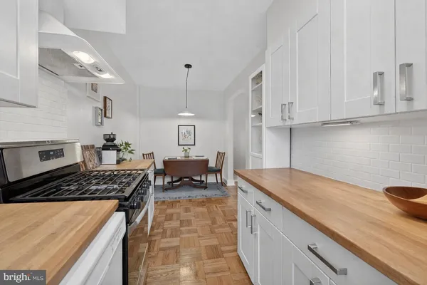 $355,000 | 2803 Cortland Place Northwest, Unit 306, Washington, DC 20008