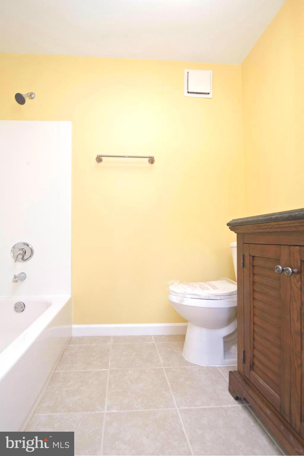 7205 Peekskill Drive Frederick, MD 21702 - Photo 14 of 27 Master Bath
