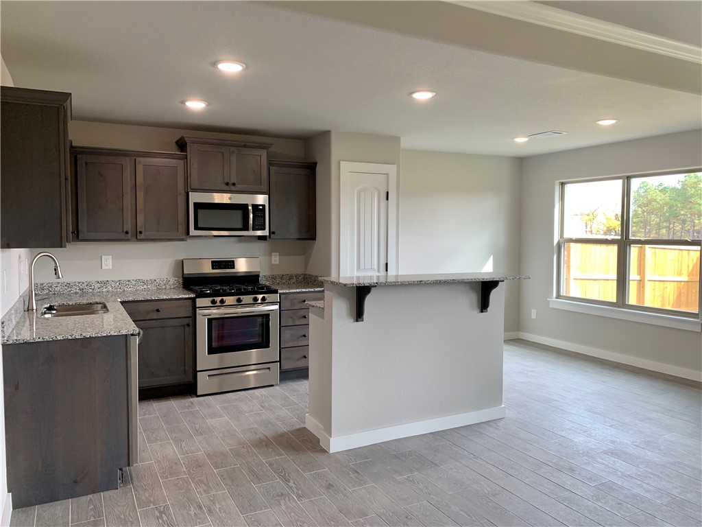 432 Rineel Avenue Centerton, AR 72719 - Photo 6 of 20 Gallery Image 6