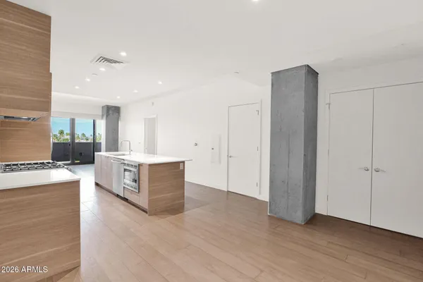 $545,000 | 2300 East Campbell Avenue, Unit 416, Phoenix, AZ 85016