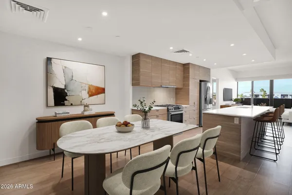 $545,000 | 2300 East Campbell Avenue, Unit 416, Phoenix, AZ 85016