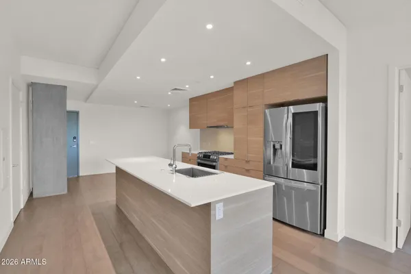 $545,000 | 2300 East Campbell Avenue, Unit 416, Phoenix, AZ 85016