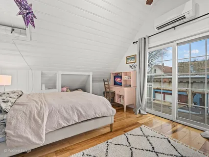 $1,050,000 | 2124 West Eastwood Avenue, Chicago, IL 60625