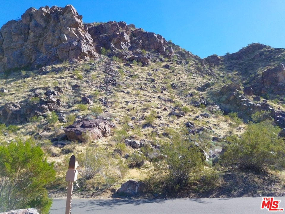 2275 Rim Road Palm Springs, CA 92264 - Photo 16 of 22 Gallery Image 16