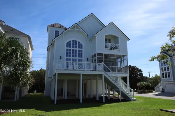 $1,250,000 | 101 Sound Side Drive, Atlantic Beach, NC 28512