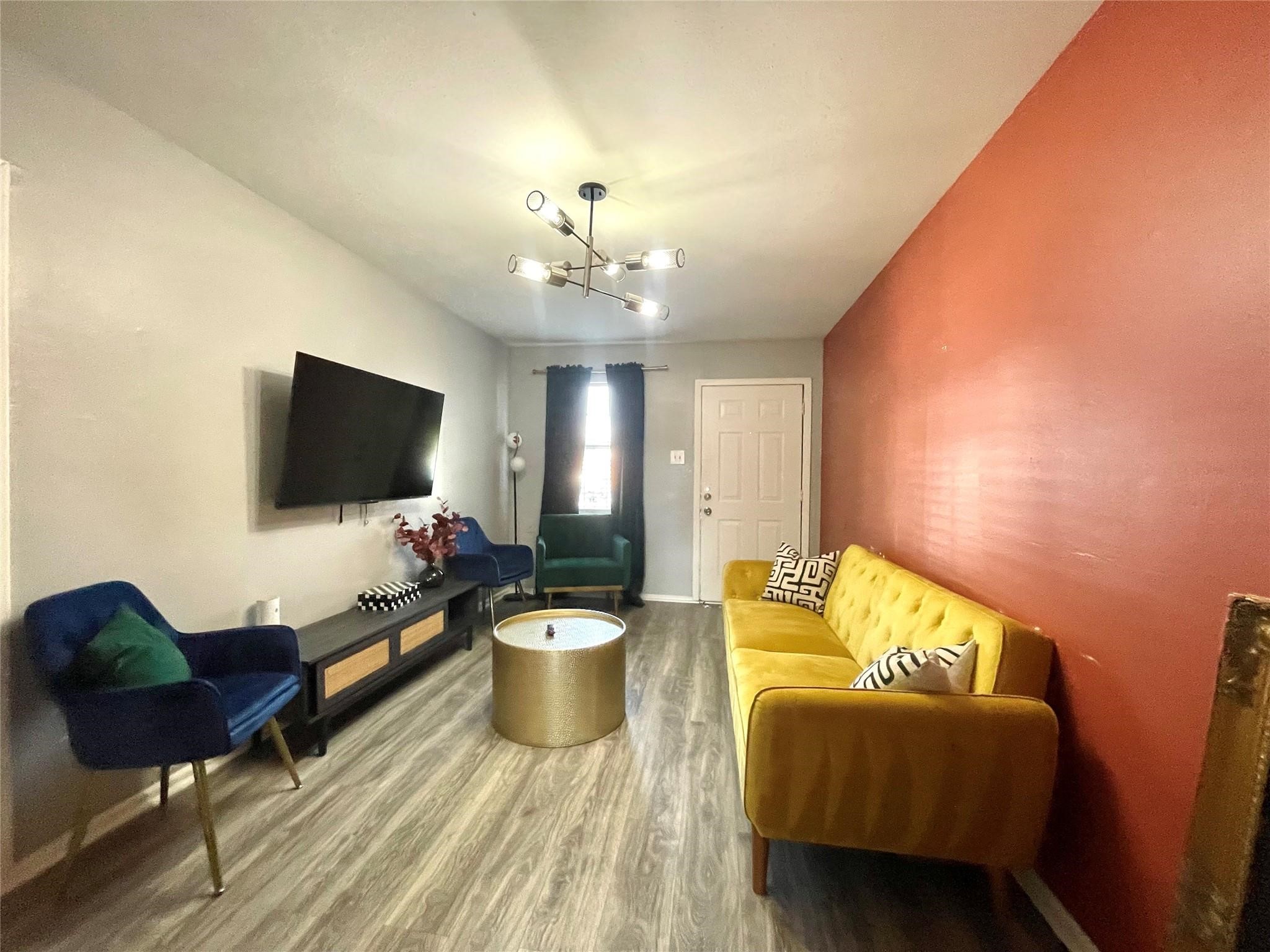 2411 Bastrop Street, Unit 2 Houston, TX 77004 - Photo 3 of 12