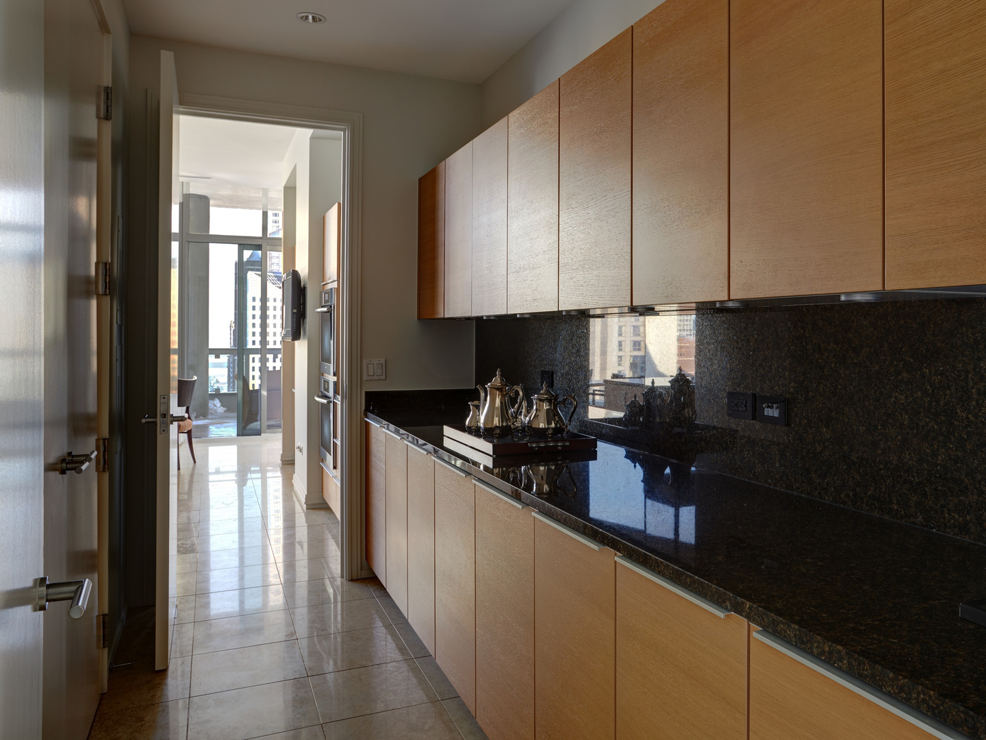 30 West Oak Street, Unit 18A Chicago, IL 60610 - Photo 23 of 41