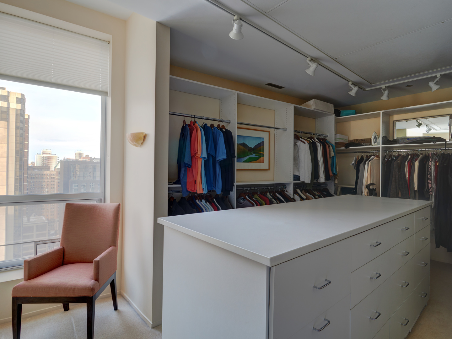 30 West Oak Street, Unit 18A Chicago, IL 60610 - Photo 33 of 41