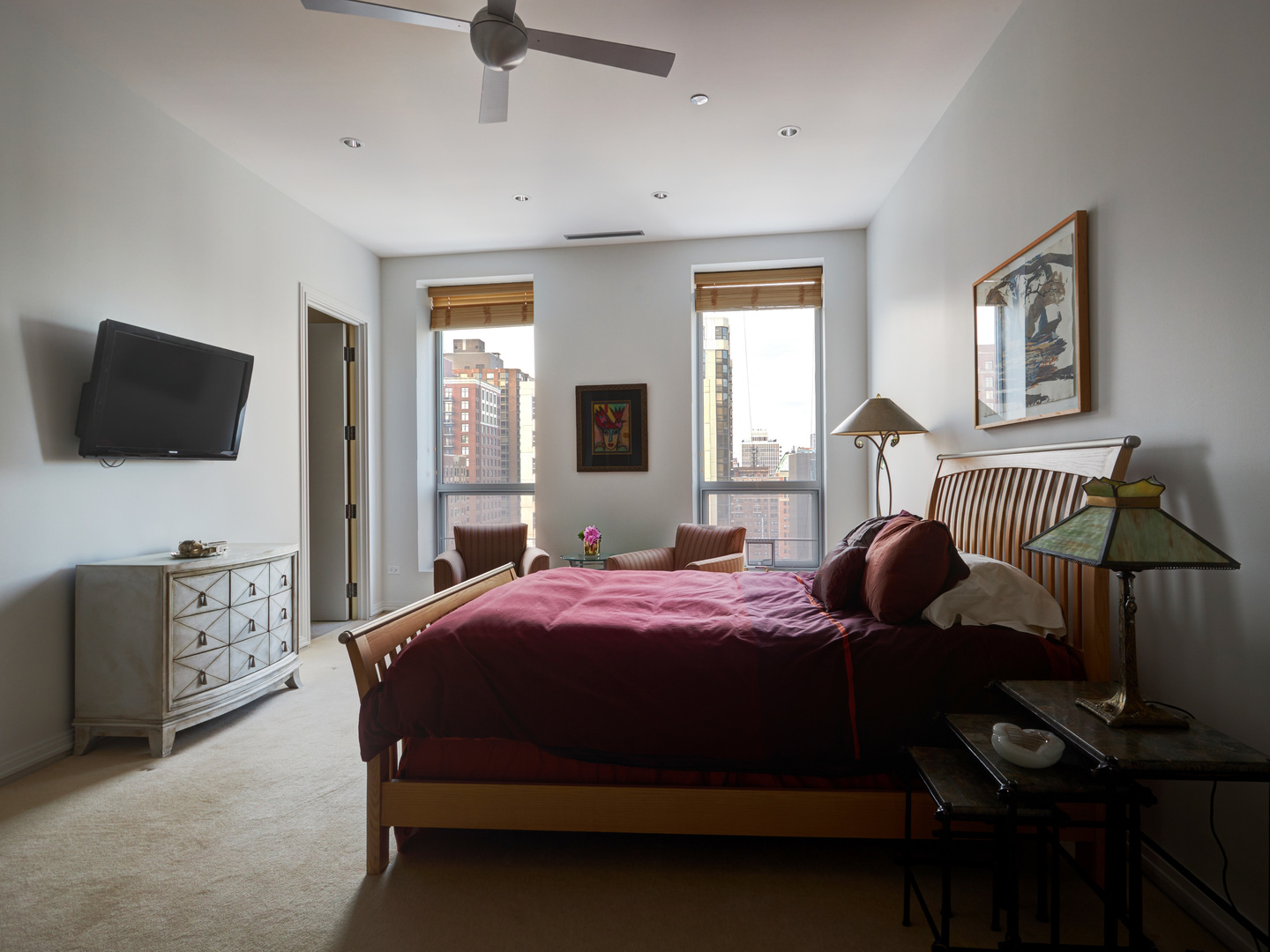 30 West Oak Street, Unit 18A Chicago, IL 60610 - Photo 34 of 41