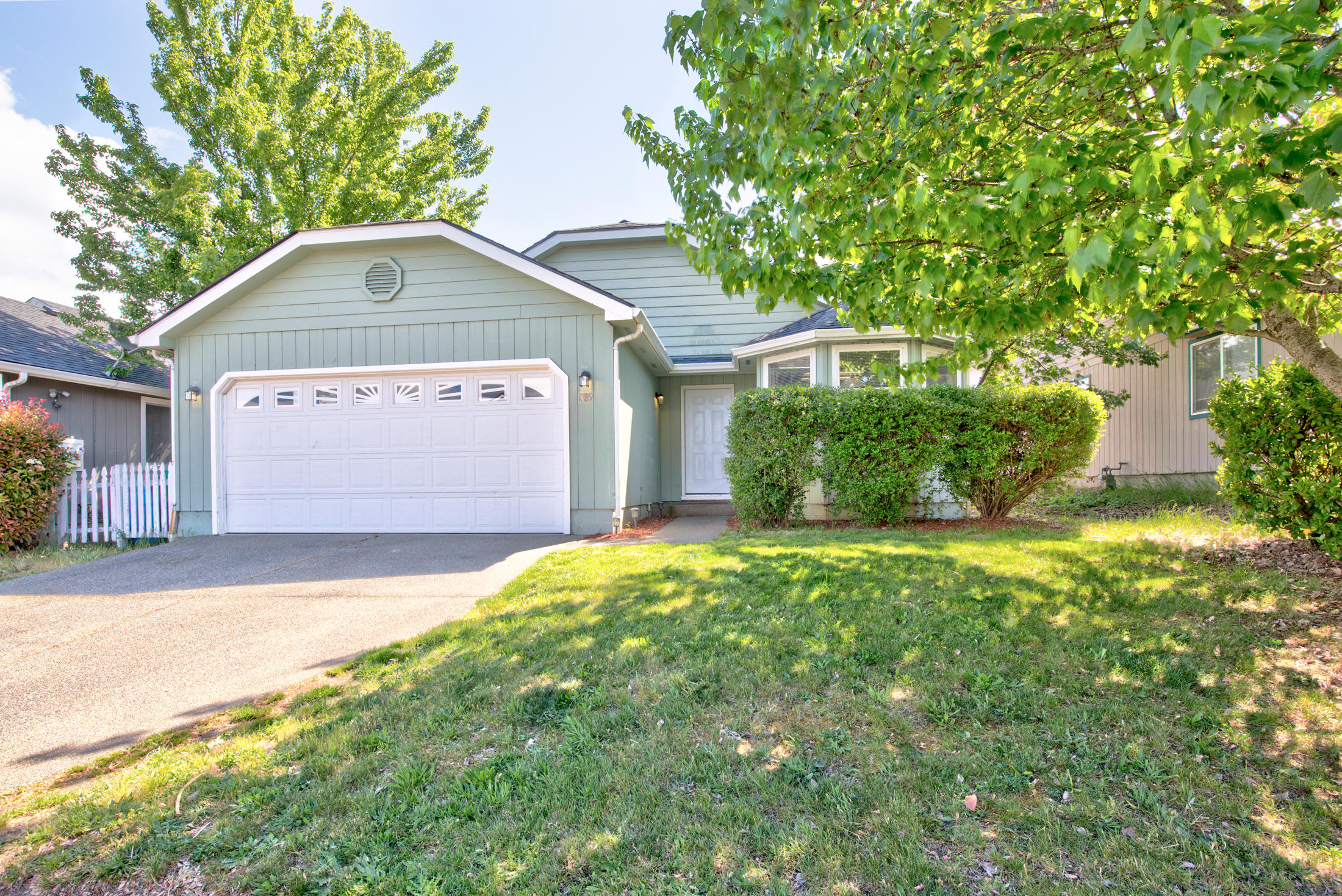 1789 Harbeck Road Grants Pass, OR 97527 - Photo 1 of 23 1789 harbeck002