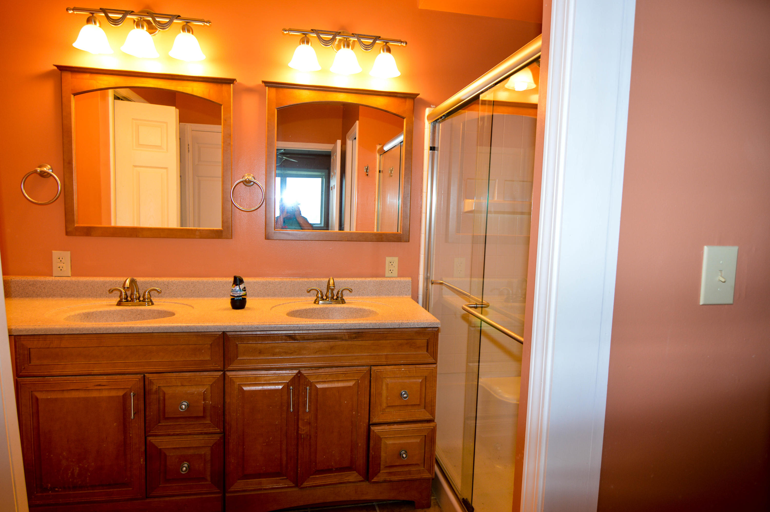 121 Mariners Point Kingston, TN 37763 - Photo 22 of 38 Bathroom 3