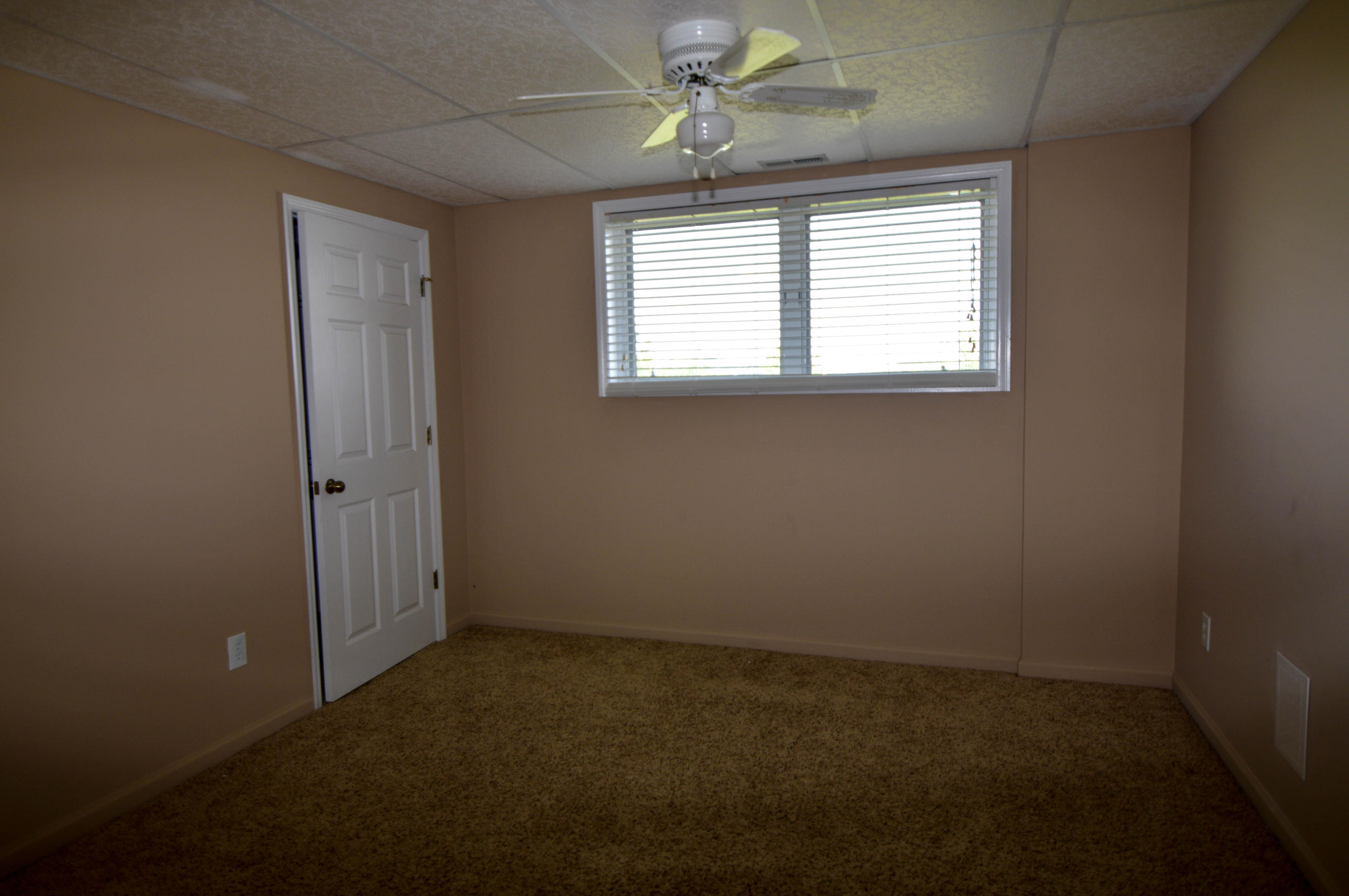 121 Mariners Point Kingston, TN 37763 - Photo 25 of 38 Bedroom 4