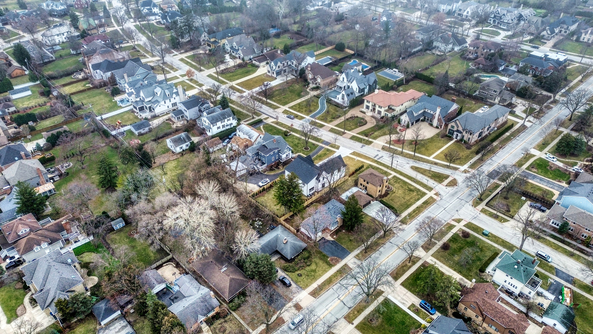 270 East St Charles Road Elmhurst, IL 60126 - Photo 21 of 22 an aerial view of a house with a yard