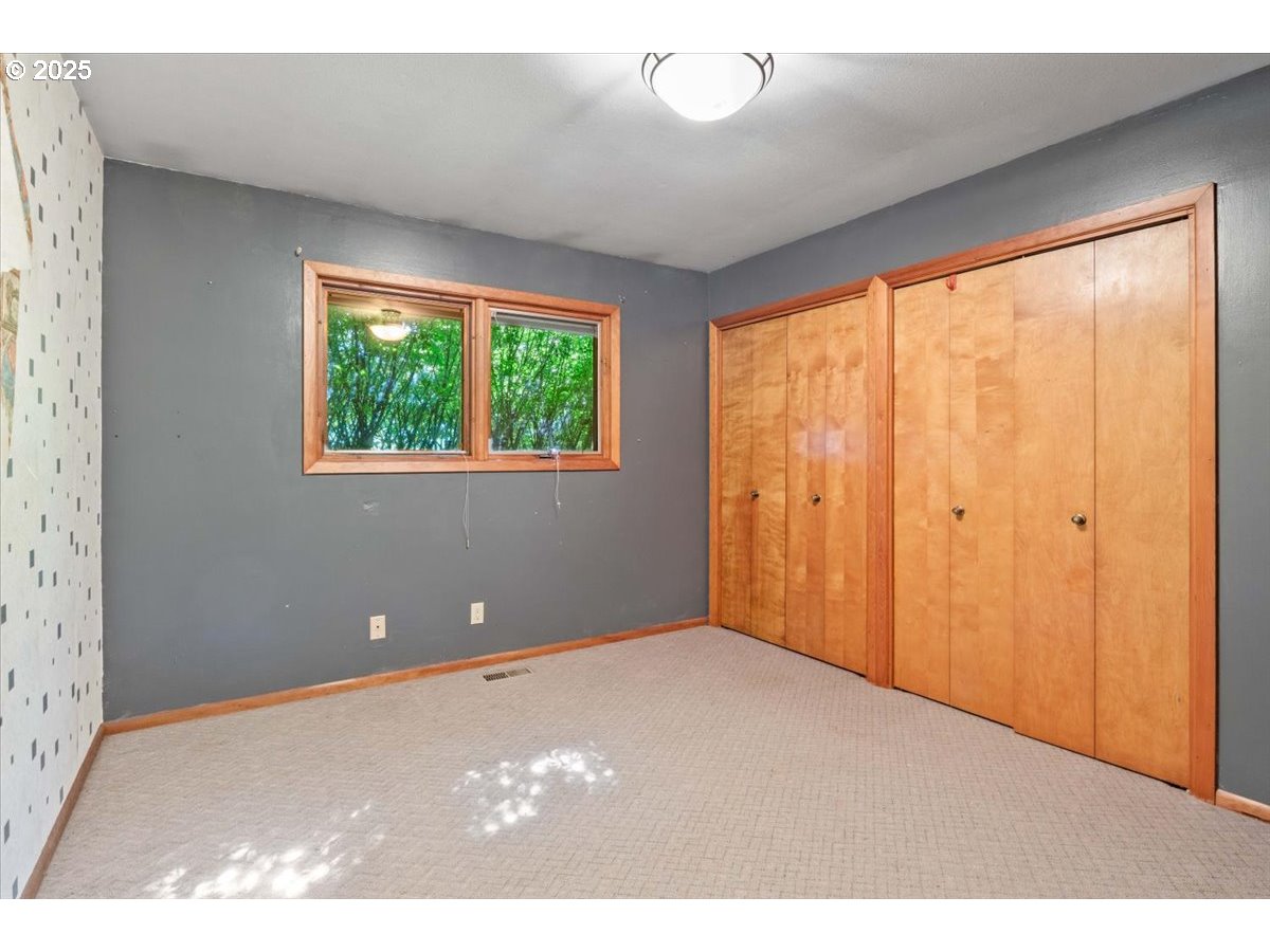 17815 Northeast Courtney Road Newberg, OR 97132 - Photo 15 of 48